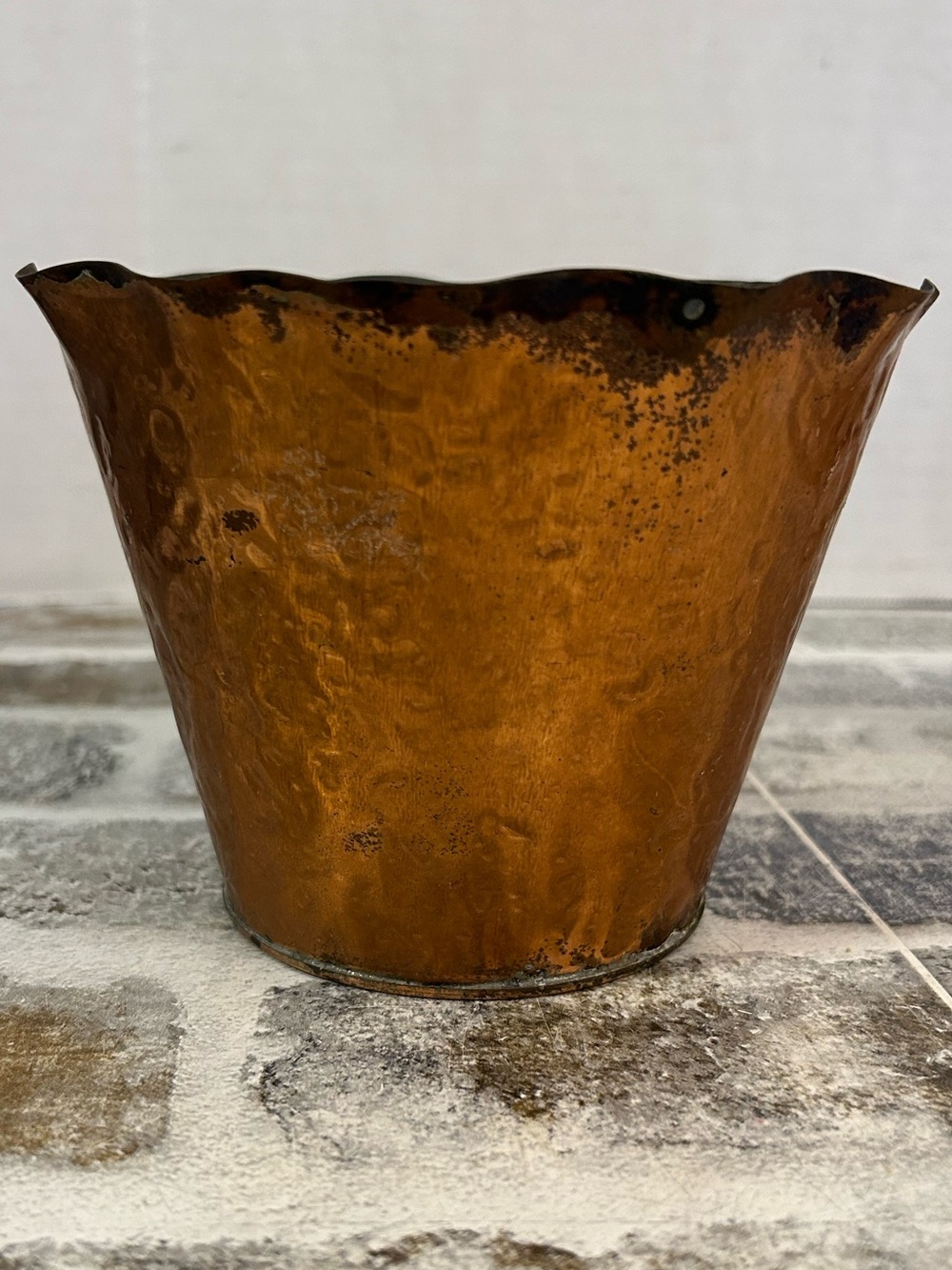 Decorative Solid Copper Pot Planter Scalloped Edge 4 2/16” High